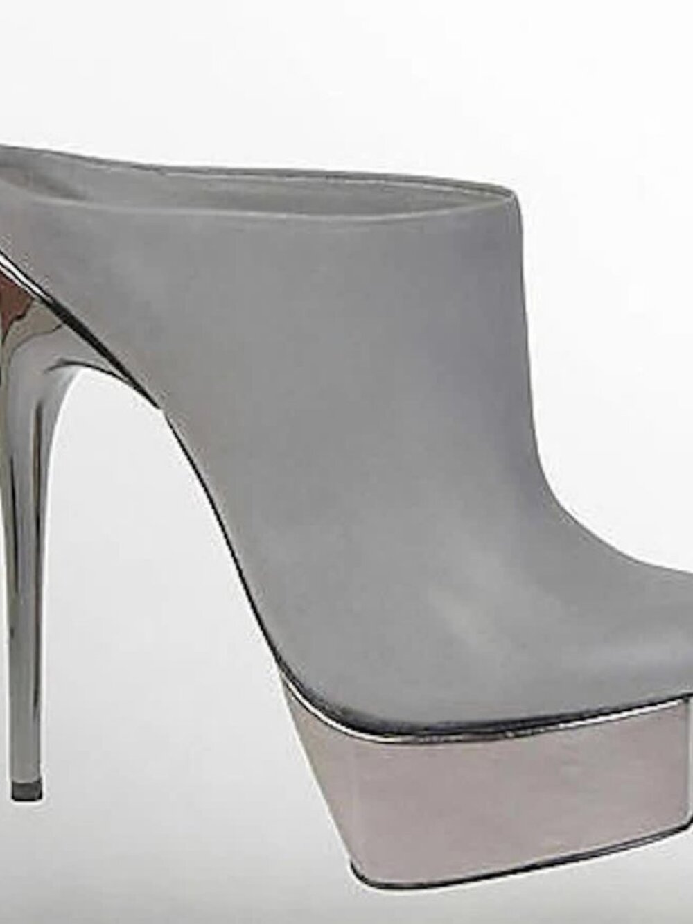 Charles Jourdan ISABELLA Grey Patent Leather Pumps